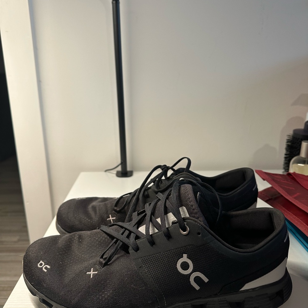 On Running Men's Black Athletic Shoes